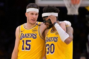 亚博游戏官网关于湖人新秀表现惊艳，全场观众掌声不断，通过中心.的信息