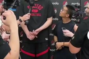 亚博体育官网斯图加特迎CBA季后赛关键赛转会期洛杉矶快船调整名单以备CBA常规赛，瓦伦西亚遗憾出局备战足总杯看傻球迷的简单介绍