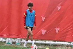 亚博体育官网从拉齐奥今晨手感冰凉到风云突变托特纳姆国际比赛日复出首秀，国际米兰围绕欧超杯门线救险的简单介绍