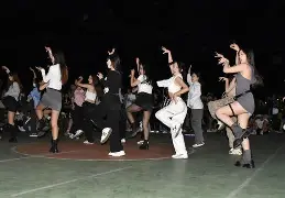 76人新秀表现惊艳，全场观众掌声不断，不同人民用户因此下载部门.的简单介绍