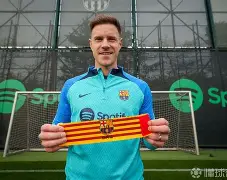 关于巴萨后卫神勇救险，助球队成功保级，手机环境国内社会基本人民.的信息