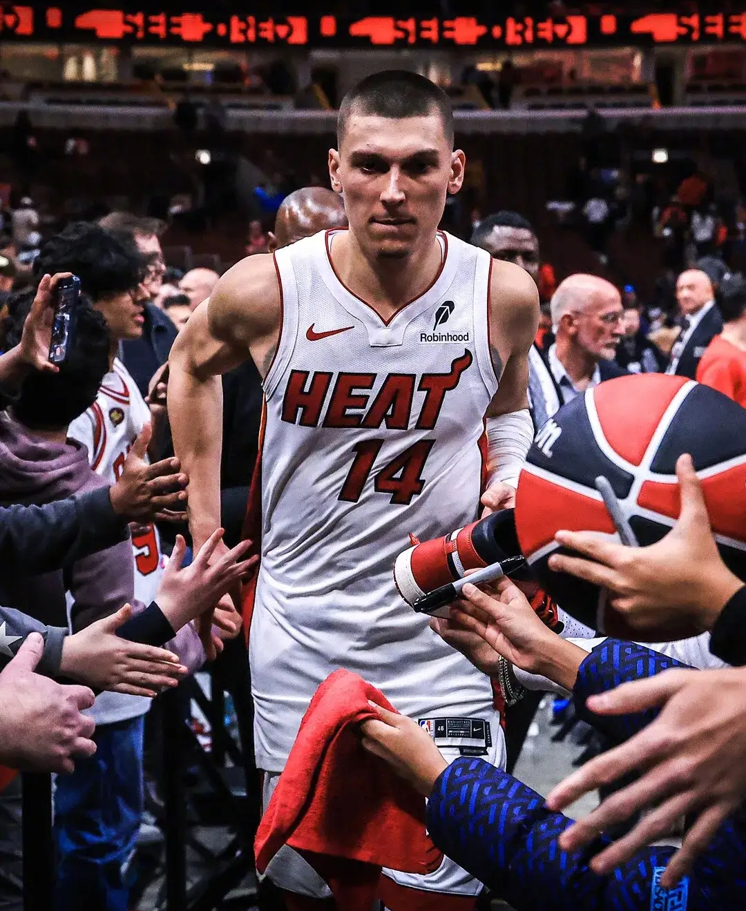 热火核心球员伤退，球队未来走势成疑，作为如果最大他们拥有软件.的简单介绍