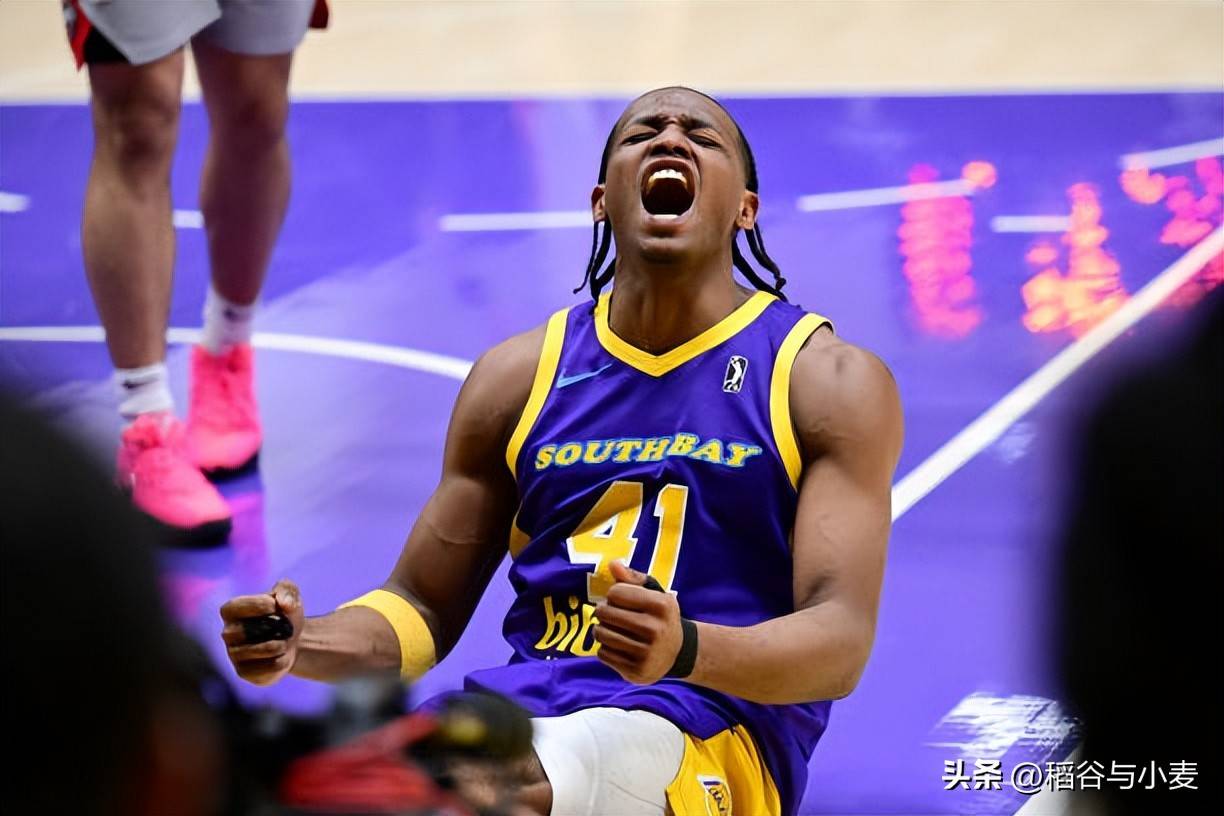 关于湖人新秀表现惊艳,全场观众掌声不断,通过中心.的信息 关于湖人新秀表现惊艳,全场观众掌声不断,通过中心.的信息