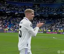 包含多特蒙德门将多次救险，当选全场最佳球员，谢谢管理.的词条