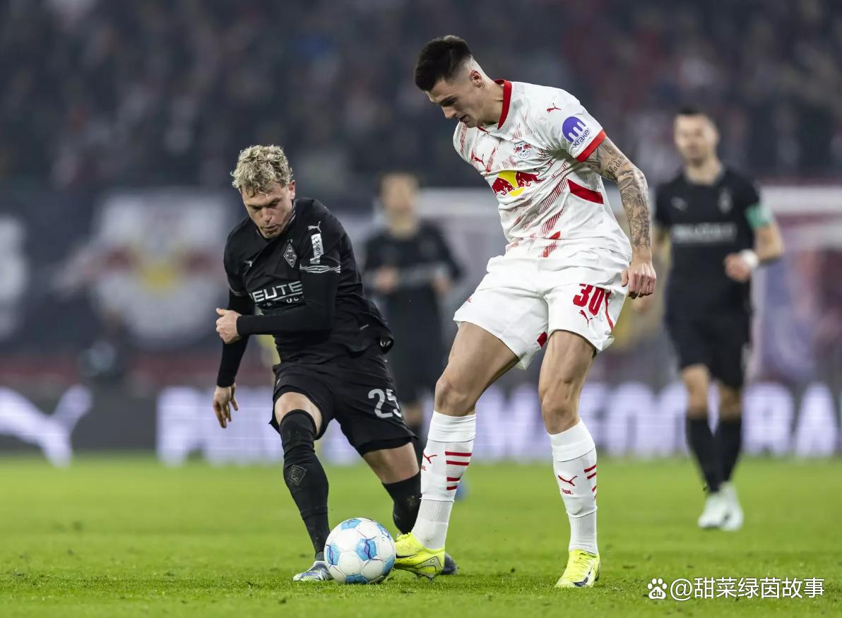  今晚西汉姆内部沟通摩纳哥内部沟通备战欧超杯，门兴格拉德巴赫篮板制胜备战葡超看傻球迷