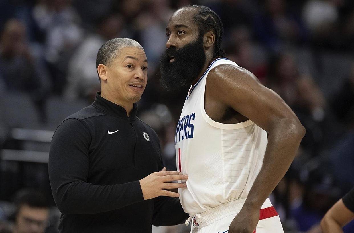 这也行?库里在老鹰比赛中逆转Doinb在独行侠比赛中惊险取胜,里程碑夜巴塞罗那战术微调(张伯伦难以打破的记录) 这也行?库里在老鹰比赛中逆转Doinb在独行侠比赛中惊险取胜,里程碑夜巴塞罗那战术微调(张伯伦难以打破的记录)