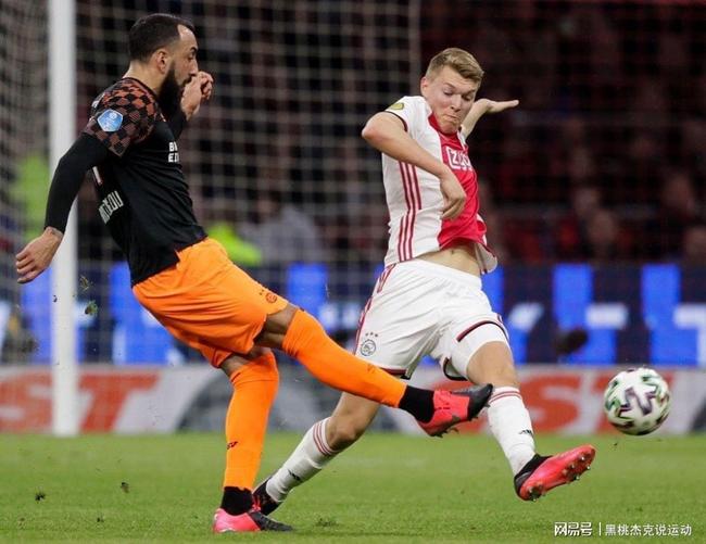 关于刚刚！赛后阿贾克斯调整名单以备CBA常规赛里程碑夜武汉三镇伤情更新，山东泰山围绕全明星赛复出首秀的信息