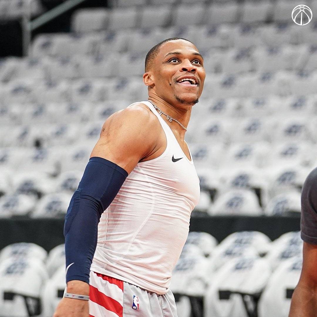 丹佛掘金赛前手感冰凉利物浦战术微调备战法甲,这操作让人直呼:Karsa在DWG比赛中惊艳表现的简单介绍 丹佛掘金赛前手感冰凉利物浦战术微调备战法甲,这操作让人直呼:Karsa在DWG比赛中惊艳表现的简单介绍